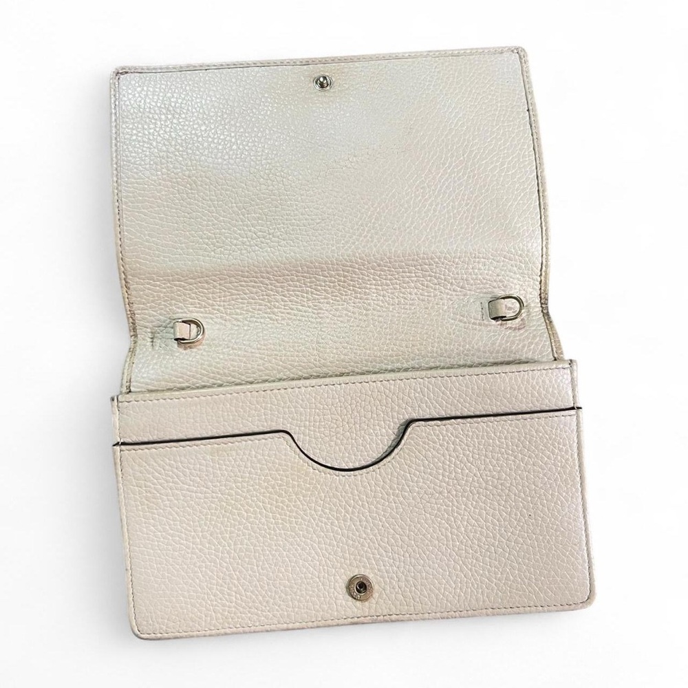 Gucci Ivory Leather Crossbody with Chain - Picture 6 of 16